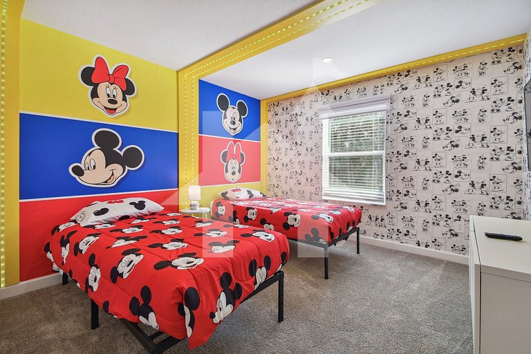 4 Quartos com Piscina Storey Lake Resort perto da Disney