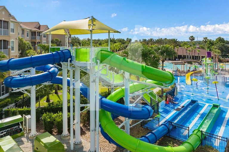 7670 - Casa 3Q/3B com Piscina Privativa | Perto da Disney