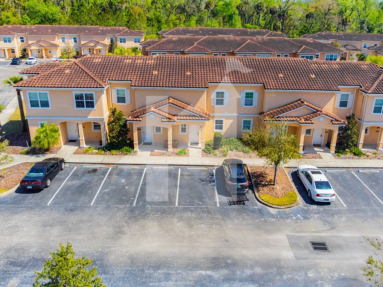 Townhouse 2Hab Regal Oaks con Jacuzzi