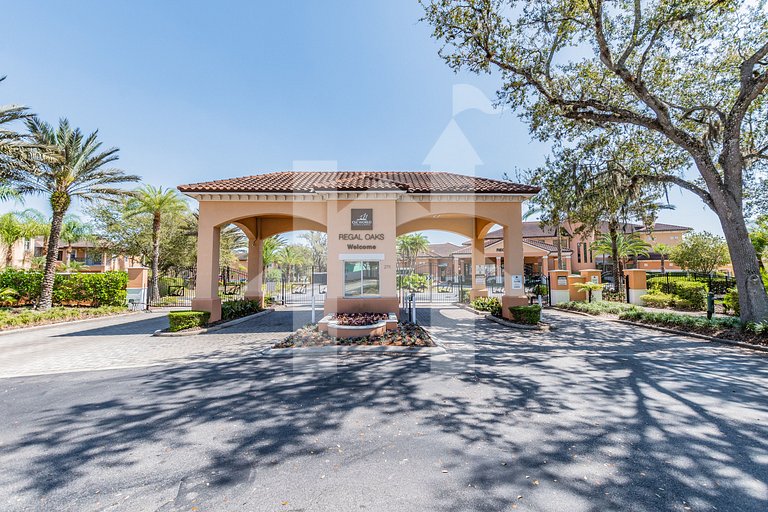 Townhouse 2Hab Regal Oaks con Jacuzzi