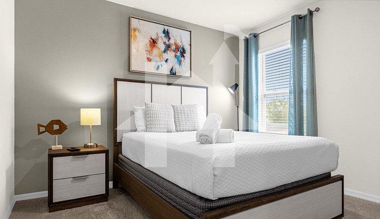 5BR Villa w/ Pool + Resort Access – Solterra