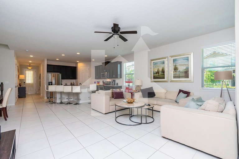 7BR Villa w/ Private Pool at Solara Resort