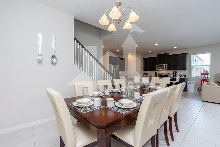 7BR Villa w/ Private Pool at Solara Resort