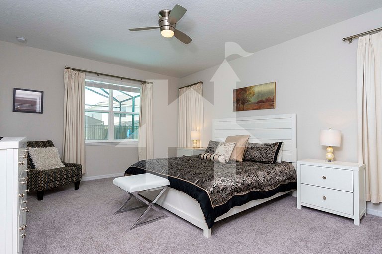 7BR Villa w/ Private Pool at Solara Resort