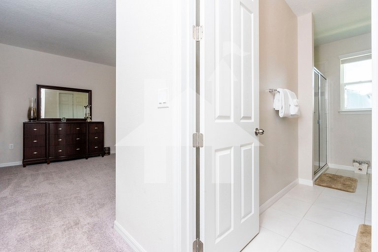 7BR Villa w/ Private Pool at Solara Resort