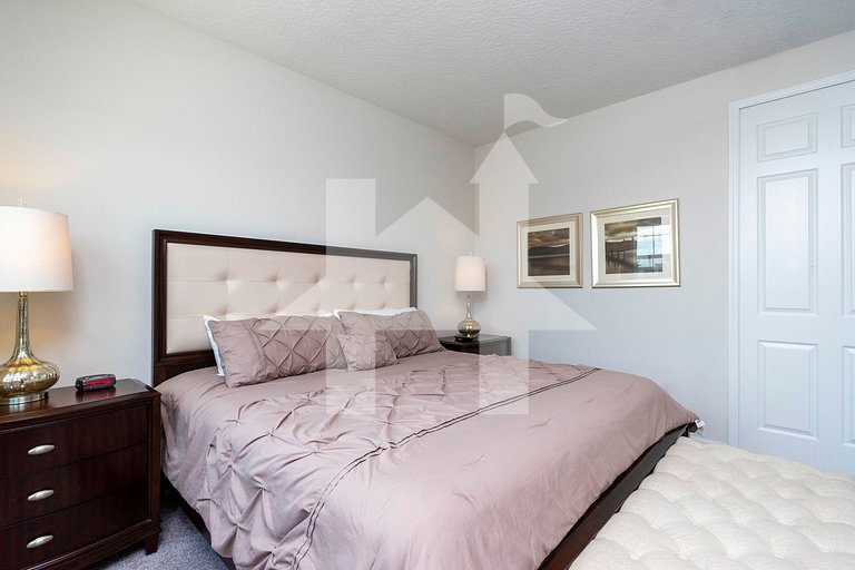 7BR Villa w/ Private Pool at Solara Resort