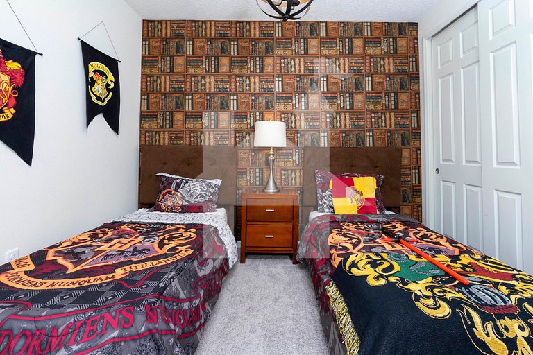 7BR Villa w/ Private Pool at Solara Resort