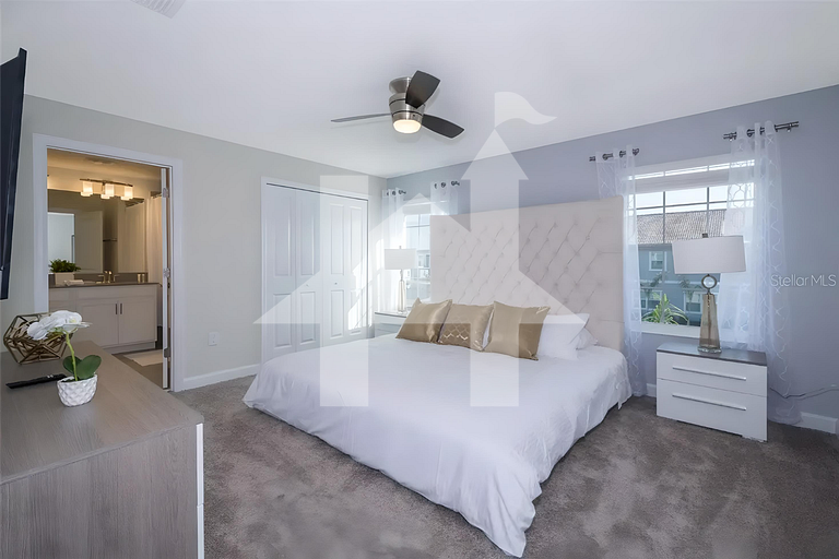 Vacation Home Near Disney, 4 bedrooms