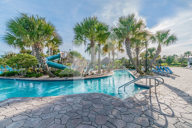5BR/4BA Luxury Home *Resort Access*