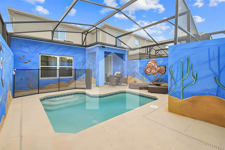 5BR/4BA Luxury Home *Resort Access*