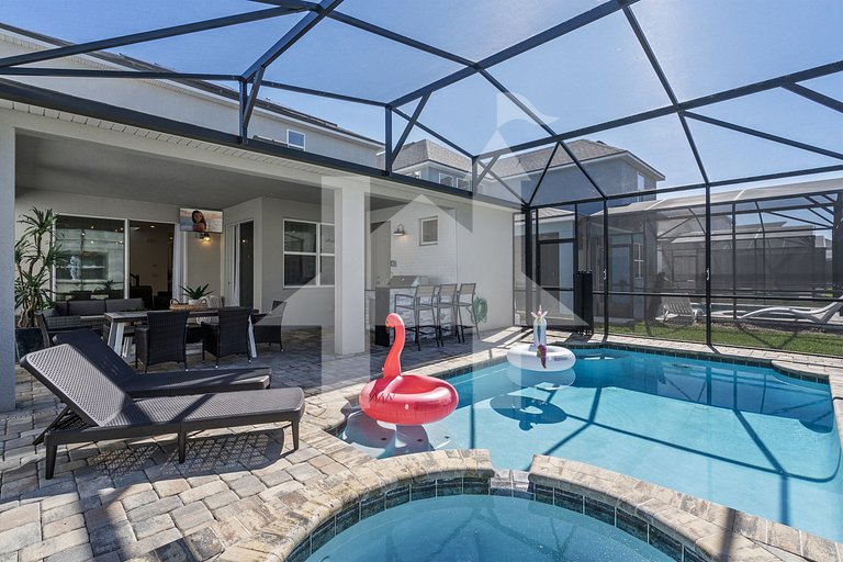 Casa de 6 Quartos com Piscina Privativa no Solara Resort