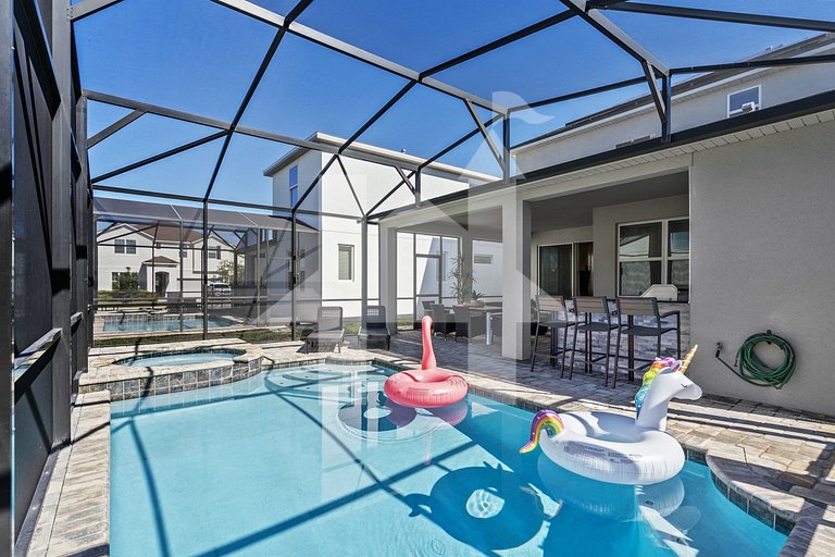 Casa de 6 Quartos com Piscina Privativa no Solara Resort