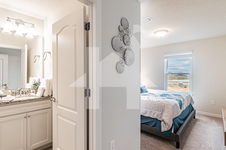 Vacation Home Near Disney, 5 bedrooms