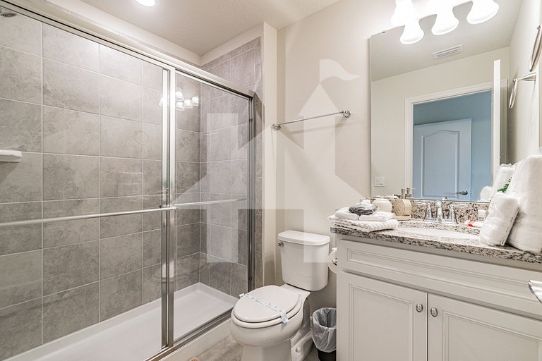 Vacation Home Near Disney, 5 bedrooms