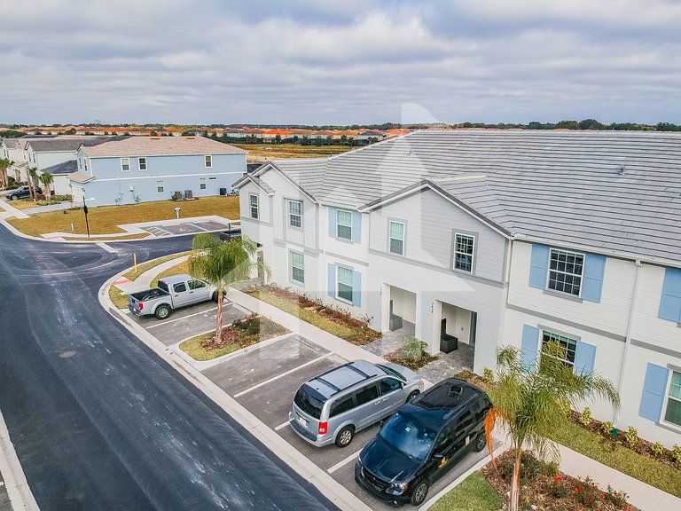 Vacation Home Near Disney, 5 bedrooms
