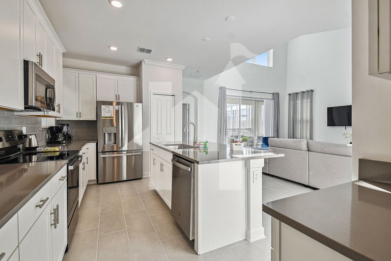 Vacation Home Near Disney, 5 bedrooms
