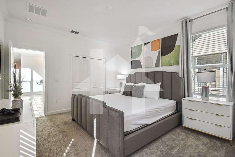Vacation Home Near Disney, 5 bedrooms