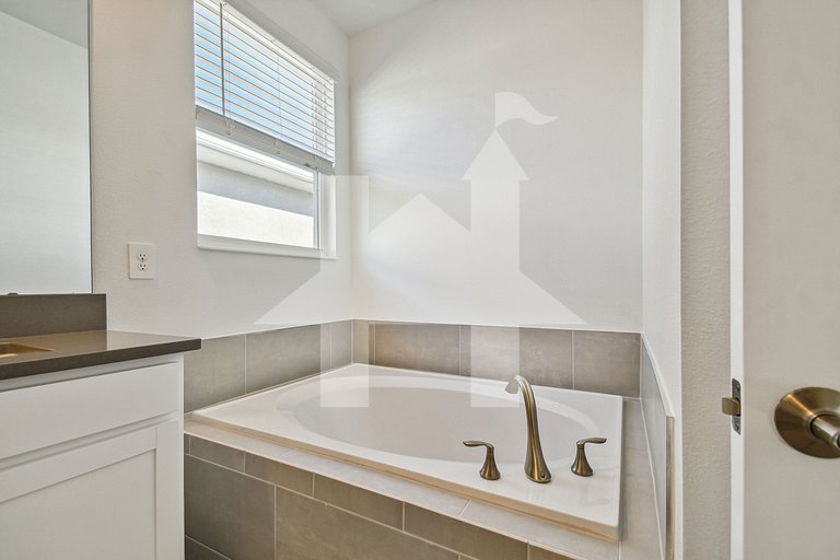 Vacation Home Near Disney, 5 bedrooms