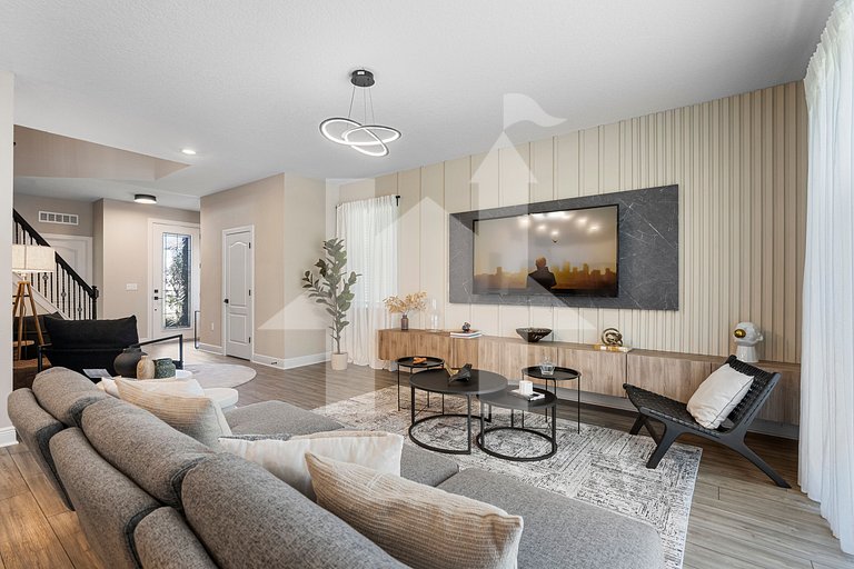 Reunion 4BR Luxury Villa | PS5 + Game Room