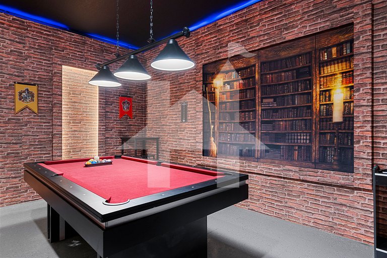 Reunion 4BR Luxury Villa | PS5 + Game Room