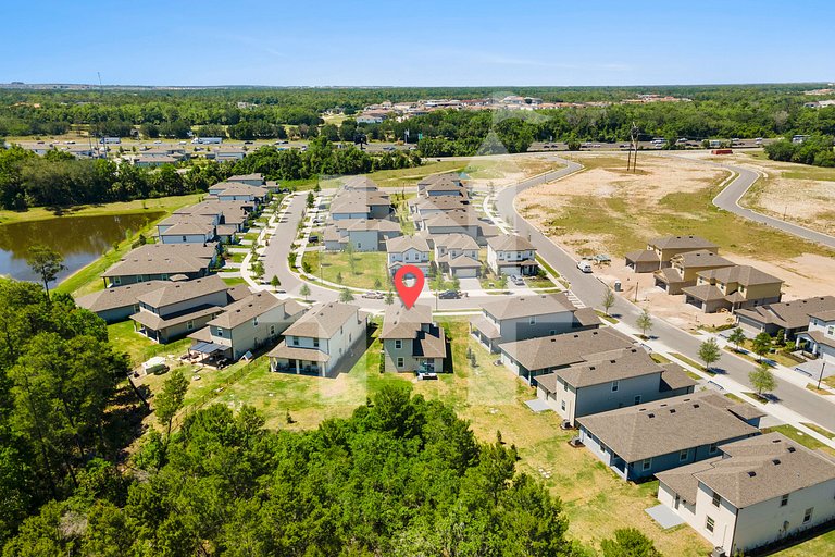 Reunion 4BR Luxury Villa | PS5 + Game Room