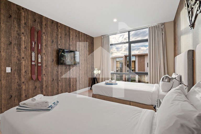 Casa Luxuosa 4Q e 4.5 Ba Perto da Disney