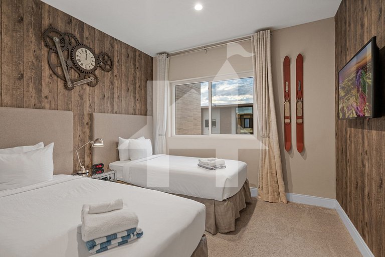 Casa Luxuosa 4Q e 4.5 Ba Perto da Disney