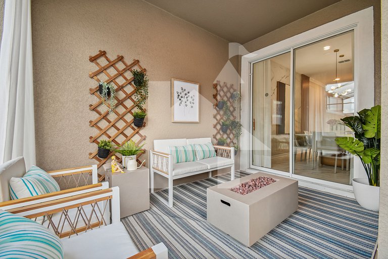 Vacation Home Near Disney, 4 bedrooms