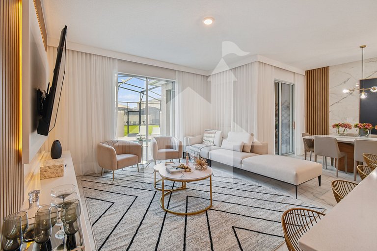 Vacation Home Near Disney, 4 bedrooms