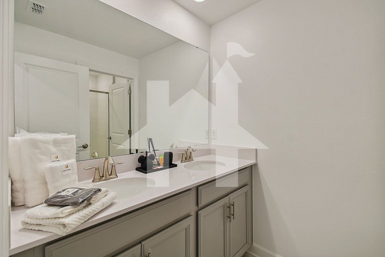 Vacation Home Near Disney, 4 bedrooms