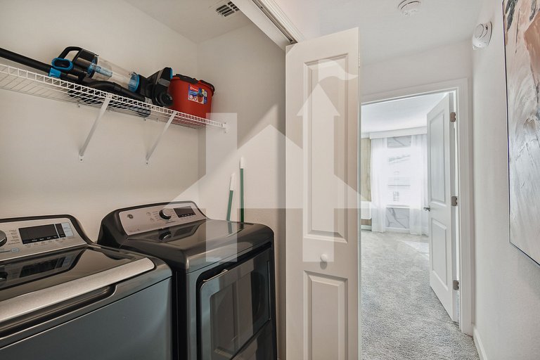 Vacation Home Near Disney, 4 bedrooms