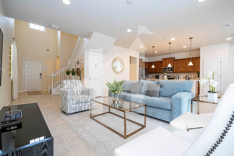 Vacation Home Near Disney, 5 bedrooms