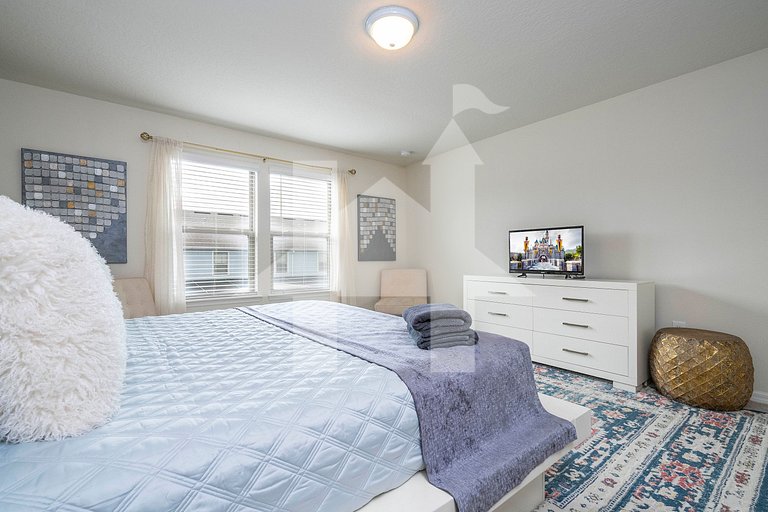 Vacation Home Near Disney, 5 bedrooms