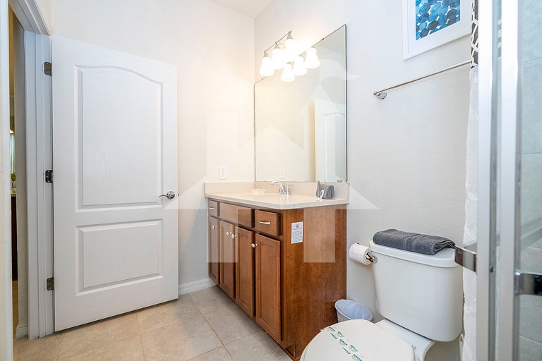 Vacation Home Near Disney, 5 bedrooms