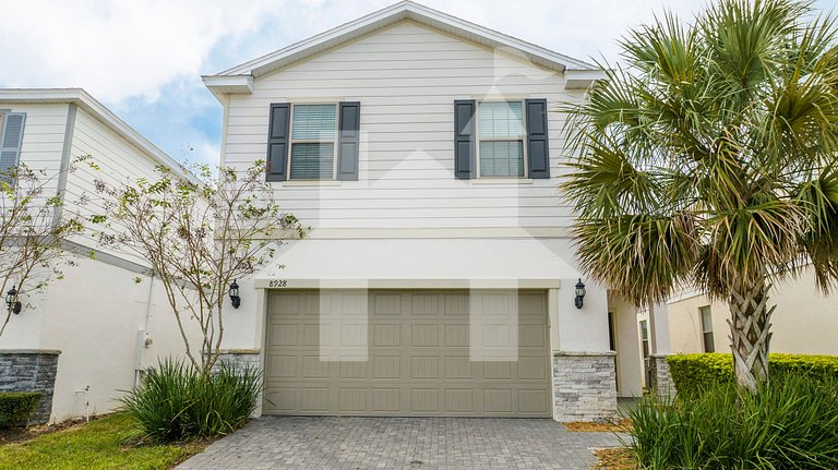 Vacation Home Near Disney, 5 bedrooms