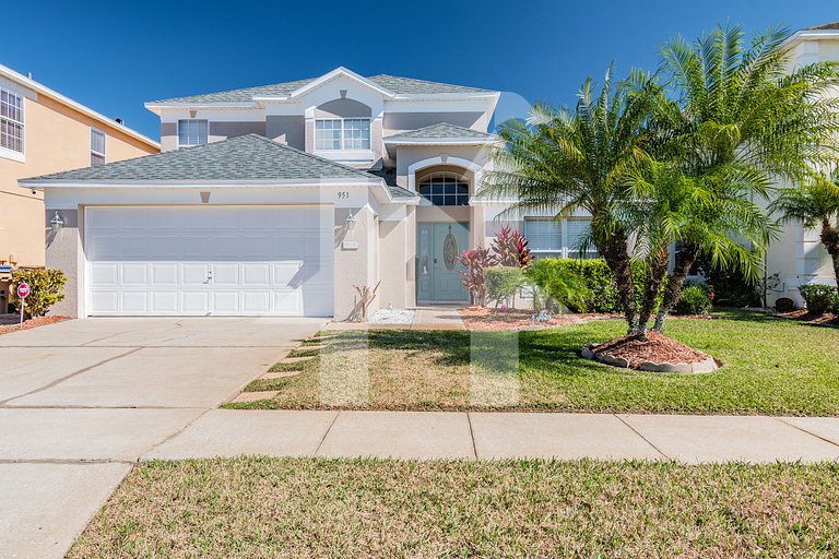 Vacation Home Near Disney, 5 bedrooms