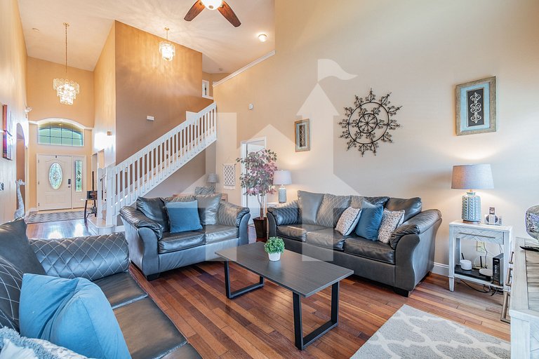 Vacation Home Near Disney, 5 bedrooms