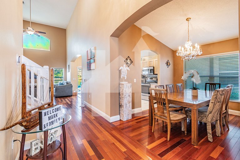 Vacation Home Near Disney, 5 bedrooms