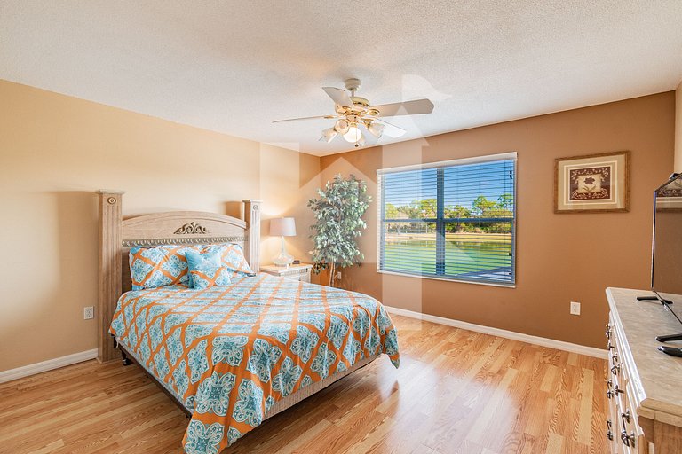 Vacation Home Near Disney, 5 bedrooms