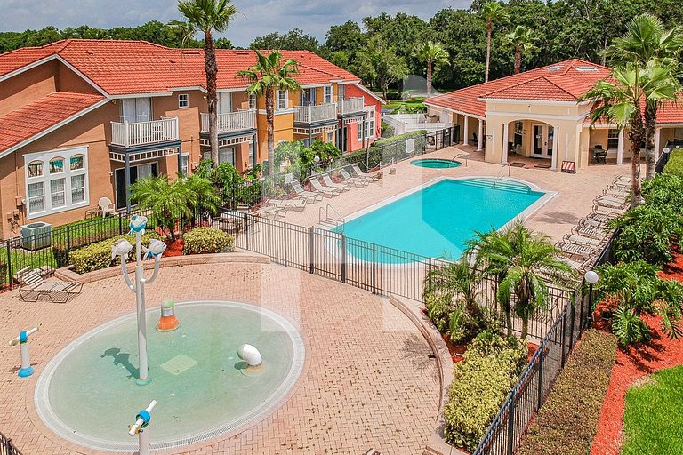 Vacation Home Near Disney, 5 bedrooms