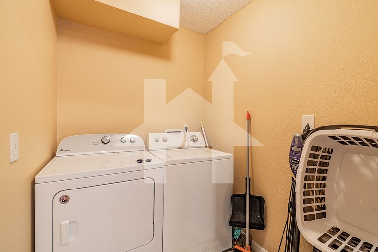 Vacation Home Near Disney, 5 bedrooms