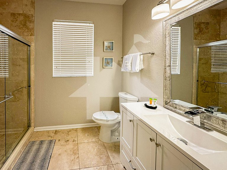 Casa Épica de 6 Quartos | Quarto dos Vingadores + Piscina