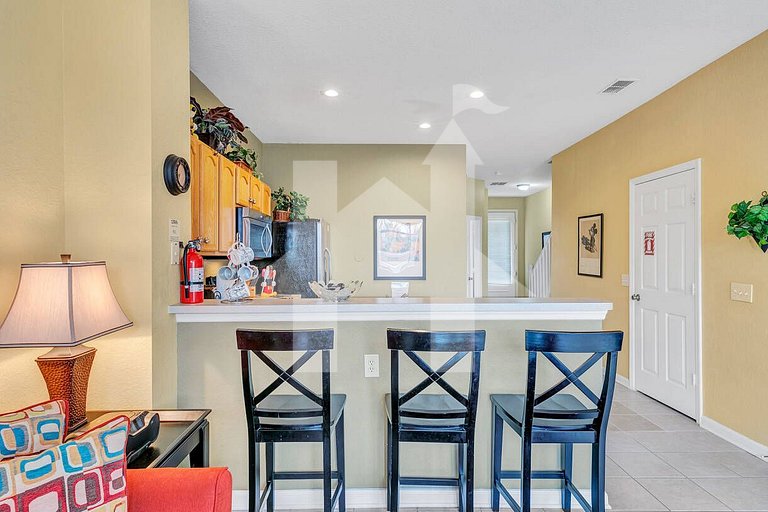 3BD/3BA Townhome | Near Disney & Private Pool