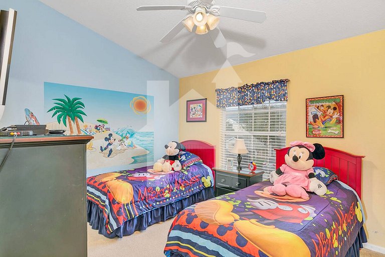 3BD/3BA Townhome | Near Disney & Private Pool