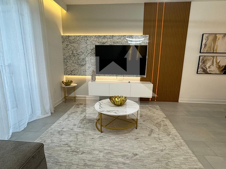 2636 - 4Q/3B Luxuosa e Moderna | Piscina Priv.