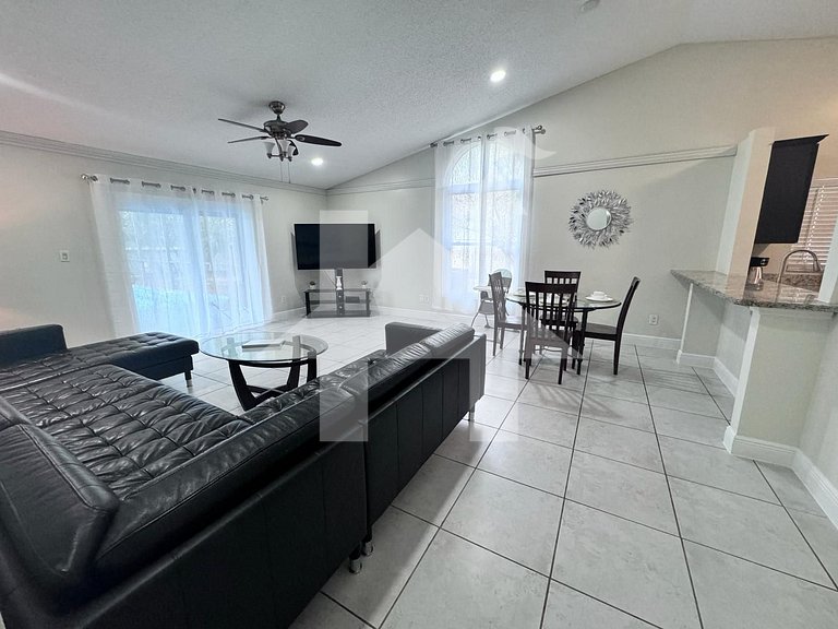 Private Pool Villa, 10 Mins to Disney&Attractions!