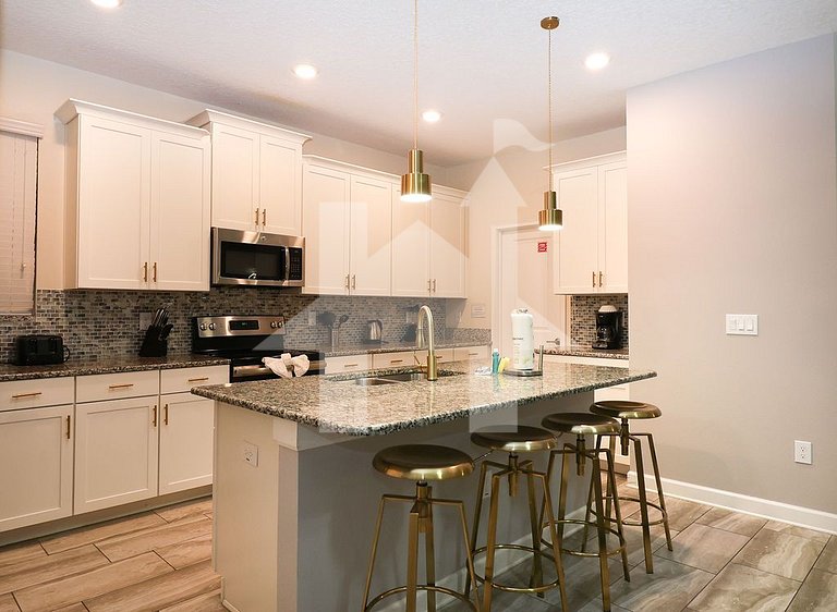 5B/5B Luxurious Home | Storey Lake Resort