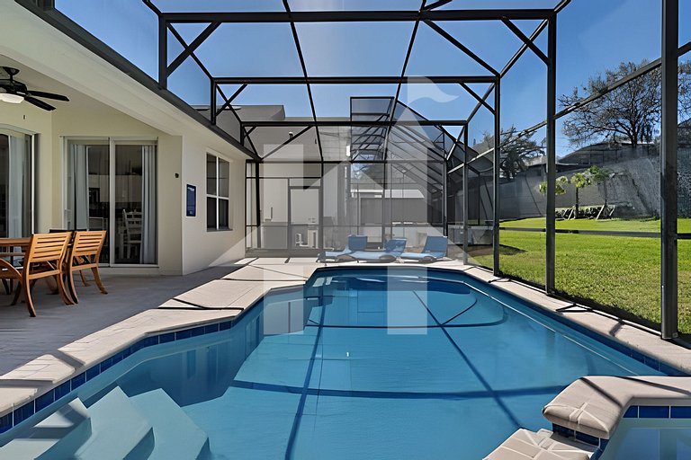 2650 - Luxurious 4BR/4BA Villa | Private Pool & Game Room