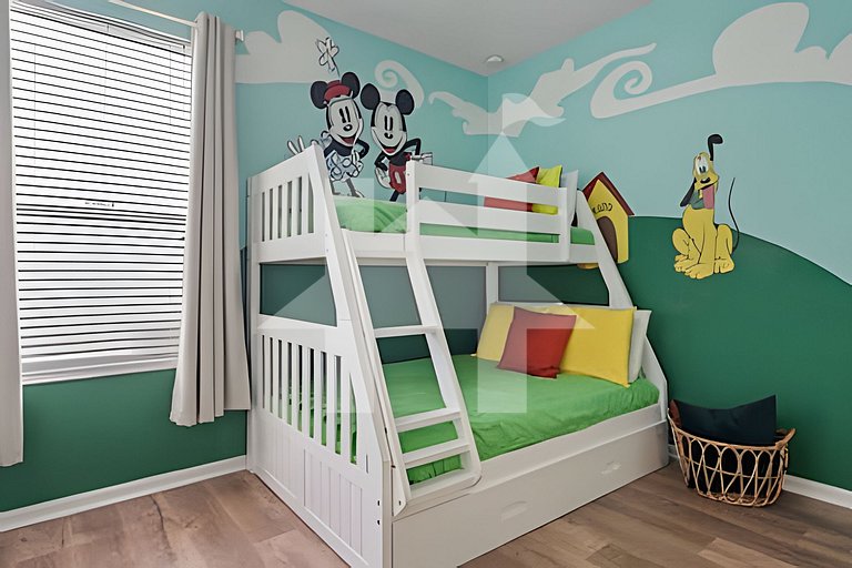 Casa Luxo 4Q c/ Piscina e Game Room Avengers