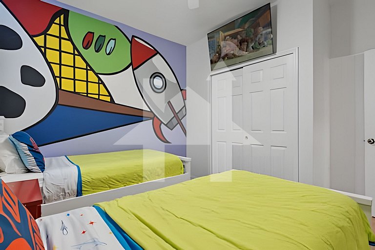 Casa Luxo 4Q c/ Piscina e Game Room Avengers